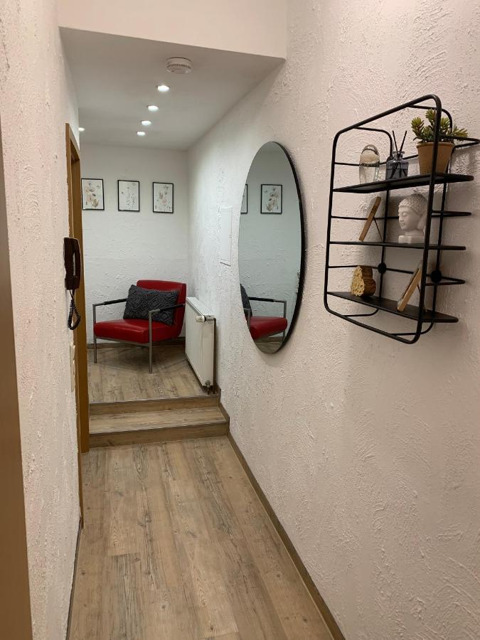 Ferienwohnung Janus Altstadt-Hameln Haus 1 Inklusive Parkplatz Mit Und Ohne Balkon Хамелн Екстериор снимка